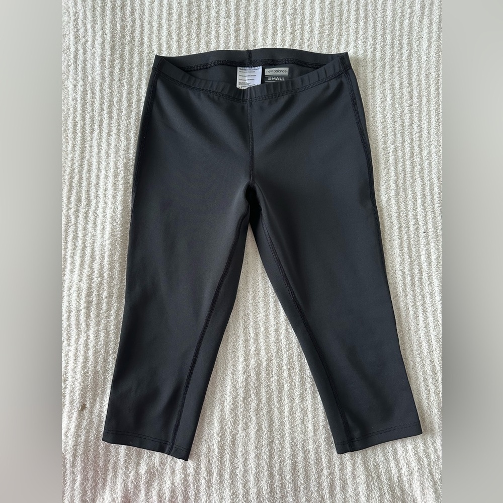 New Balance Black Performance capri  Leggings